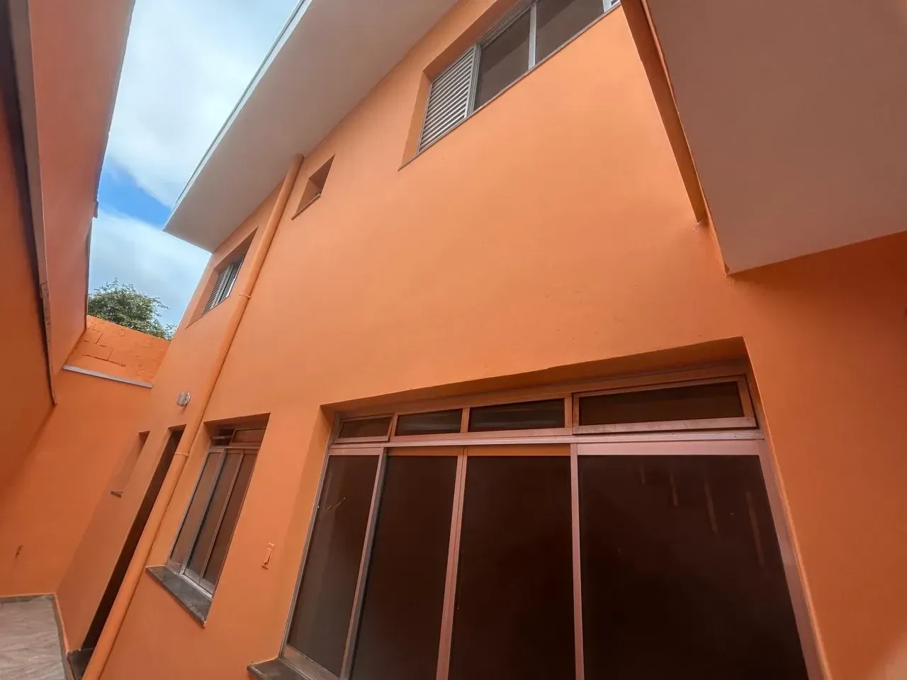 Imagem Casa com 2 Quartos para Alugar, 90 m² em Vila Anastácio - São Paulo