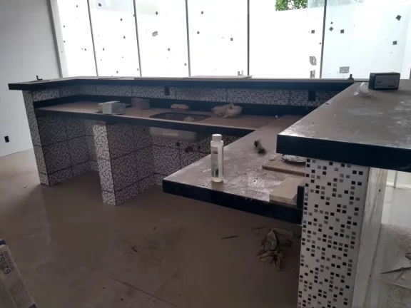 Imagem Linda casa com 3 pisos, Jd Estoril, venda