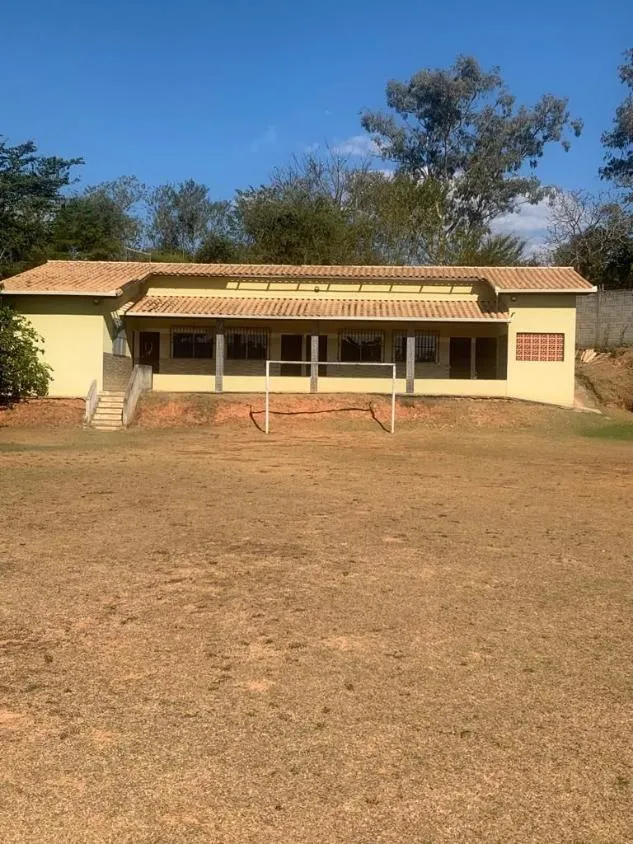 Imagem Vendo ótima chácara em Igarapé/MG com 3.750 m² de área