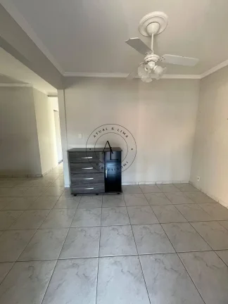 Imagem Casa Aconchegante com Edícula no Jardim São Marcos, Valinhos - SP!