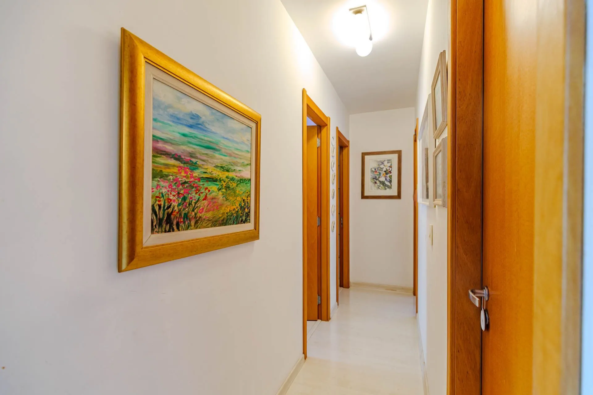 Imagem Apartamento para Venda - 93.43m², 3 dormitórios, sendo 1 suites, 1 vagas - Teresópolis