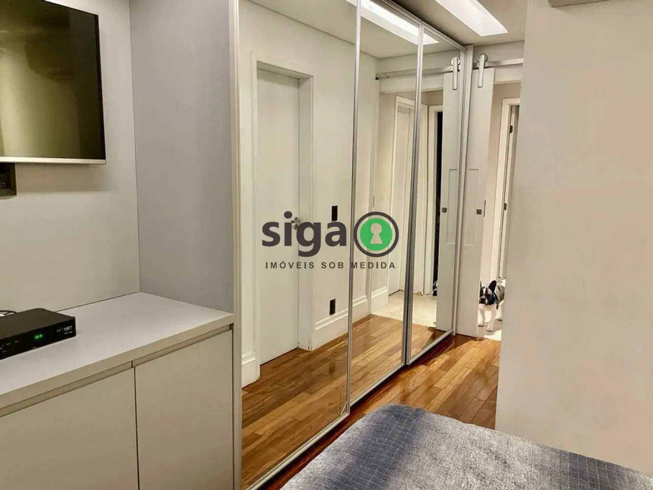 Imagem Apartamento de 141 metros 4 dormitórios 2 suítes 2 vagas a venda no Paulistano