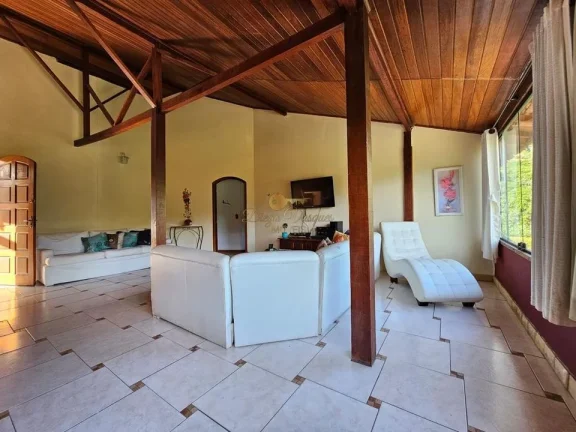 Imagem Casa em Condomínio para Venda em Teresópolis / RJ no bairro Vale Alpino