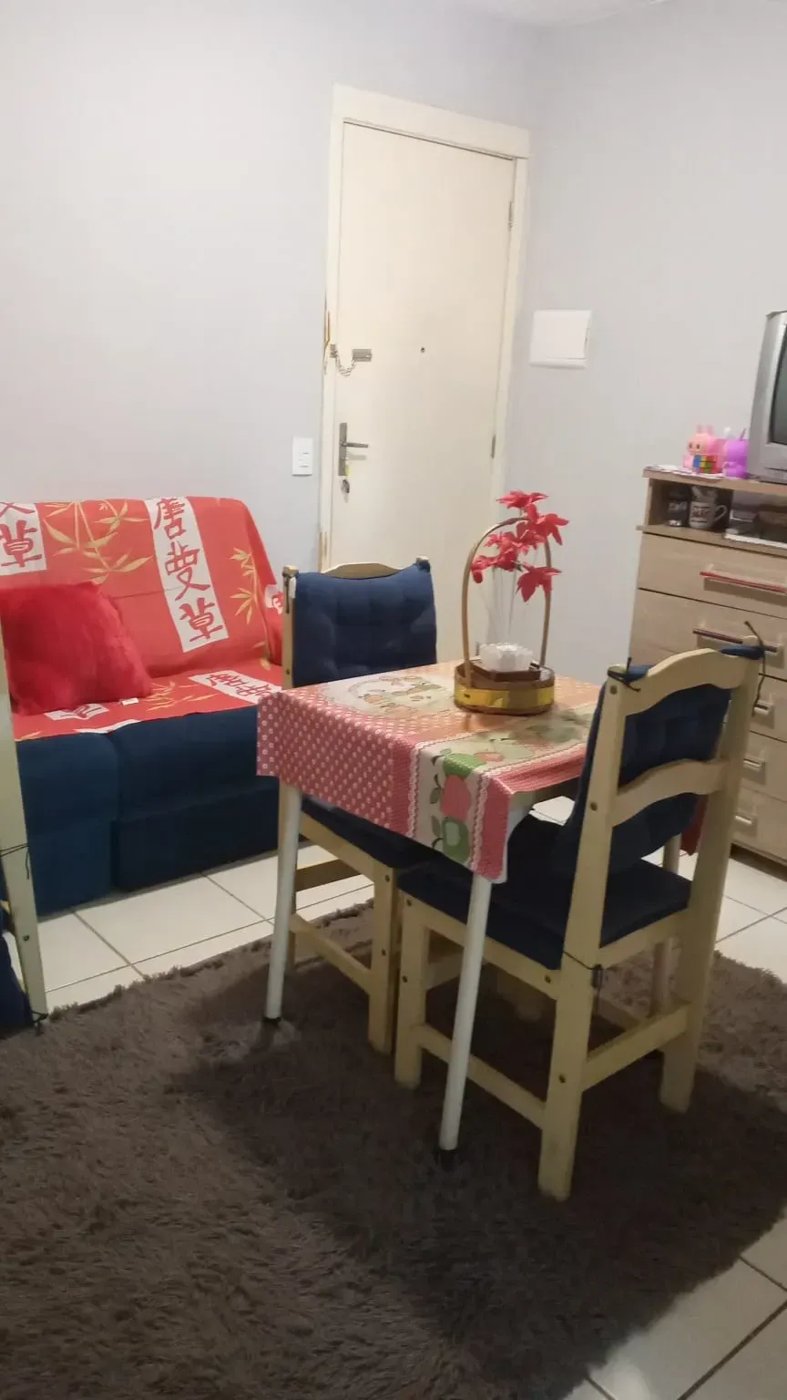 Foto do imóvel Apartamento com 2 Quartos para Alugar, 40 m² em Jardim Olinda, Mauá - SP