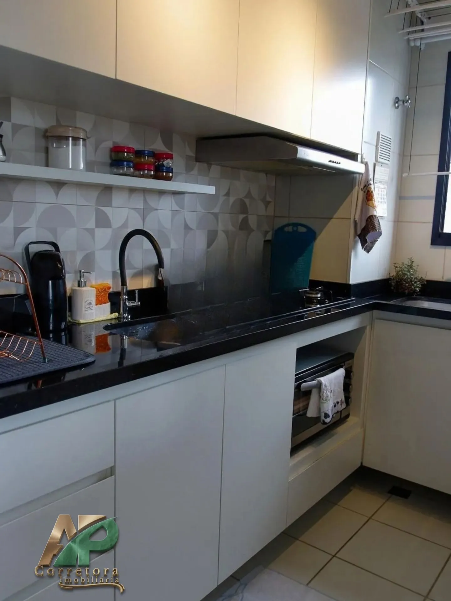 Imagem Via Nações Condomínio Clube - Apartamento 2 Dorms com Planejados e Vista Livre no Via Nações Condomínio Clube - Pronto para Morar!