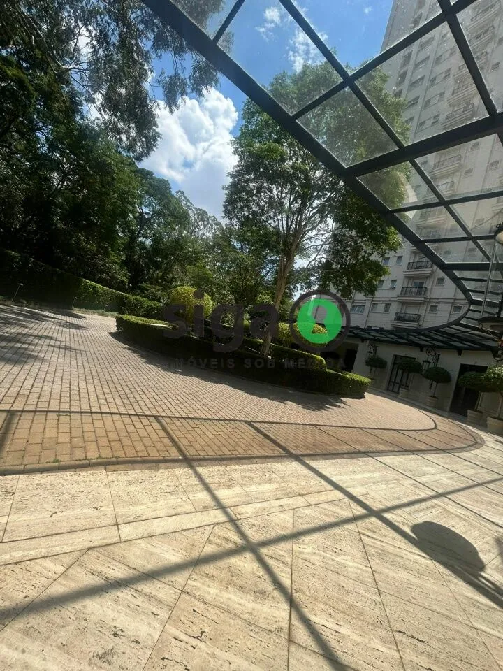 Imagem Apartamento mobiliado para locação no Panamby, de 606 m2, 4 suítes e 6 vagas