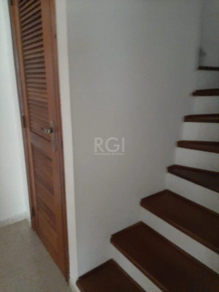 Imagem Casa Condominio para Venda - 129.58m², 3 dormitórios, sendo 1 suites, 4 vagas - Cavalhada