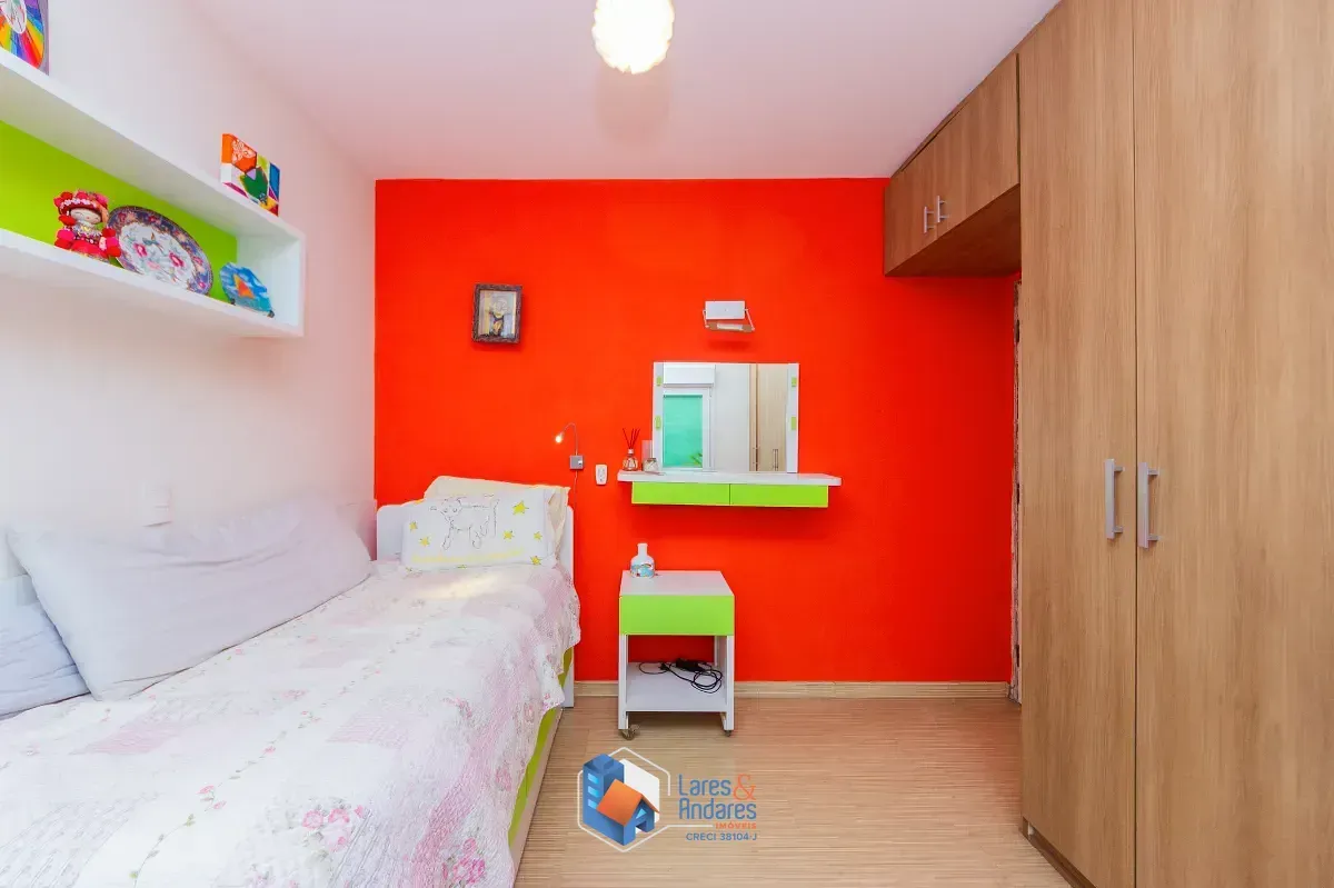 Imagem Casa para venda em Jardim Santa Helena com 4 quartos, sendo 2 suítes, 280m²