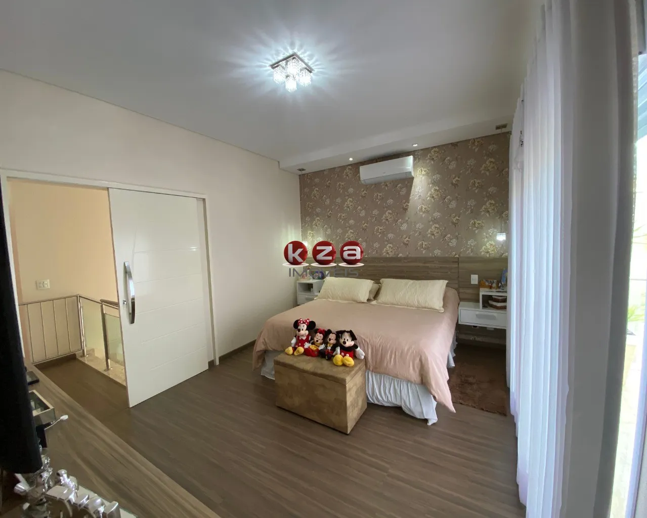 Imagem Casa de Alto Padrão com 3 Suítes, Espaço Gourmet e Piscina Aquecida no Portal do Jequitibá ? Valinhos