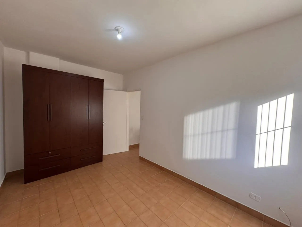 Imagem Apartamento para Venda em Praia Grande, Caiçara, 1 dormitório, 1 banheiro, 1 vaga