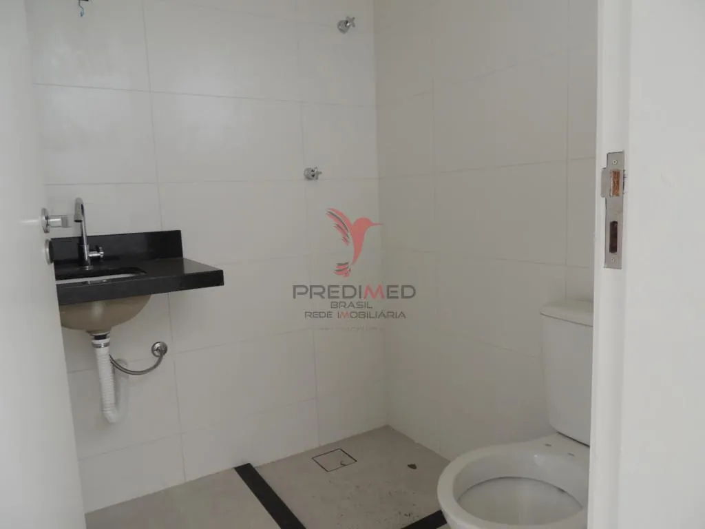 Imagem Vendo, excelente Casa Térrea com 3 Quartos, sendo 2 Suites, 3 Vagas Garagem, no Beira Rio