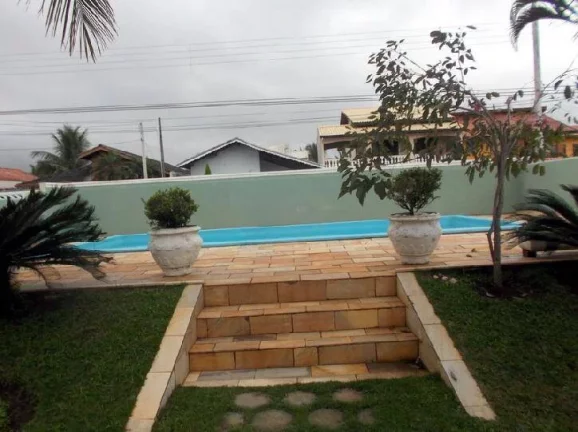 Imagem CASA LADO PRAIA EM TRES LOTES COM PISCINA