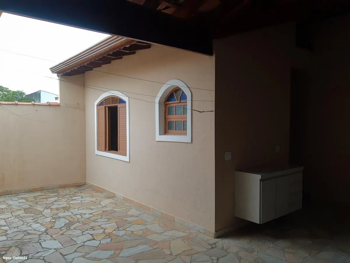 Imagem Casa para Venda em Peruíbe, Belmira Novaes, 3 dormitórios, 2 banheiros, 4 vagas
