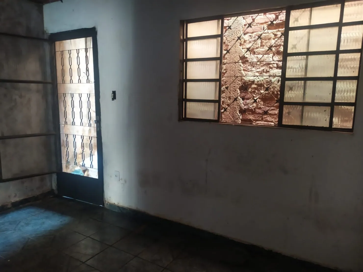 Foto do imóvel Casa à venda 2 Quartos, 1 Vaga, 100M², Alto São Pedro, Taubaté - SP