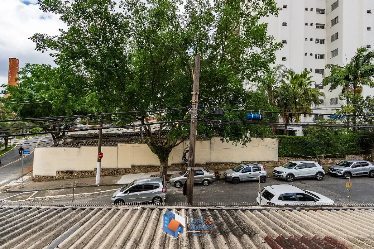Imagem Sobrado para venda em Vila Firmiano Pinto com 3 quartos, sendo 1 suíte, 240m²
