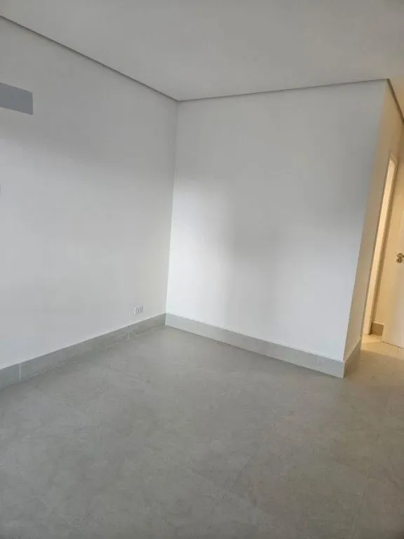 Imagem Apartamento à Venda em Guilhermina, Praia Grande - SP
