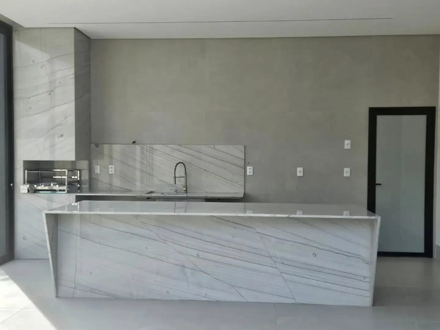 Imagem Sobrado 4 Suites 238 M/2 De Area Const No Parqville Jacaranda