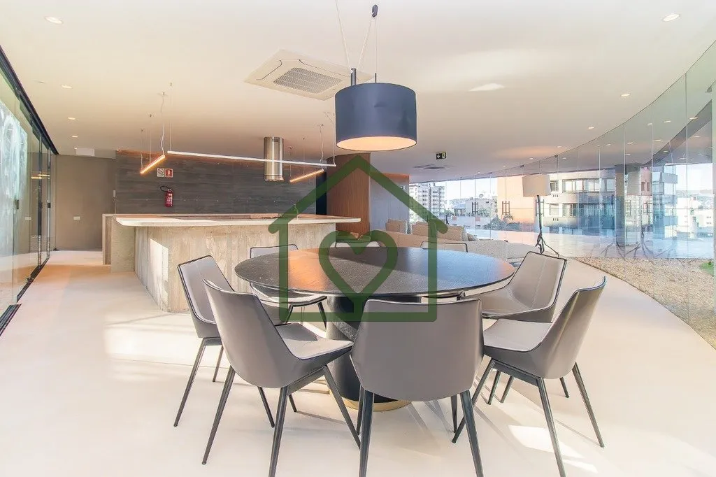 Imagem Um empreendimento com design singular que se mantém vivo e valorizado ao longo do tempo. Espaço co...