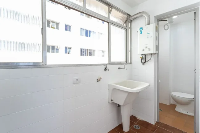 Imagem Apartamento 72M², 2Q, 1 Banheiro, 2 Vagas, Academia, Salão de Festas, Jardim, Banheiro de Serviço.