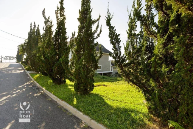 Imagem More junto á natureza! Terreno de 777 m² em condomínio a poucos passos do Parque Tingui, à venda por R$ 2.190.000 - São João - Curitiba/PR