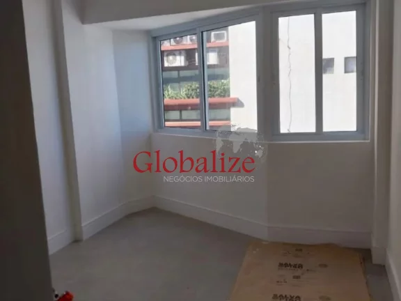 Imagem Apartamento à venda com 110m², 2 quartos, 1 banheiro, vista mar, 1 vaga por R$700.000,00 no Boqueirão em Santos