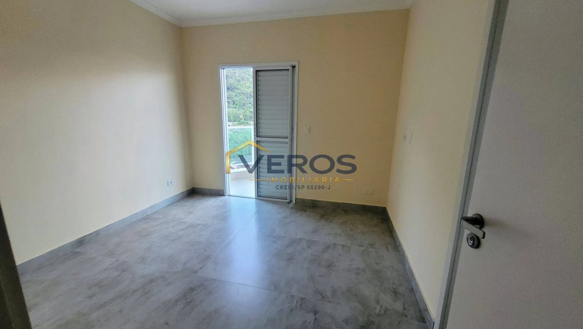 Imagem Apartamento para alugar no Ed Talhamar em Caraguatatuba - Piscina