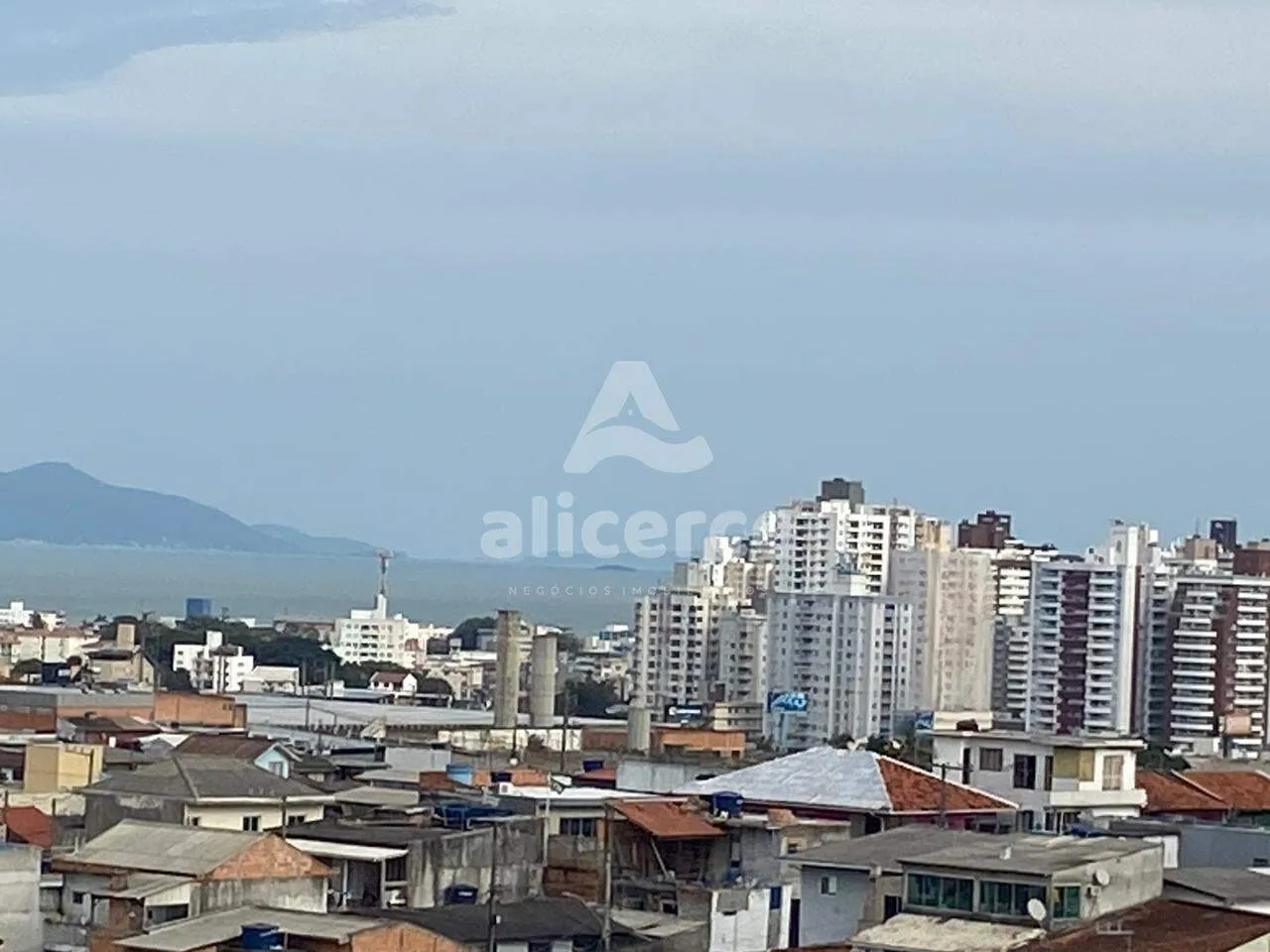 Imagem Excelente apartamento, com 92,38 m² de área privativa, ambientes amplos e uma combinação perfeita entre conforto, praticide e Vista mar.