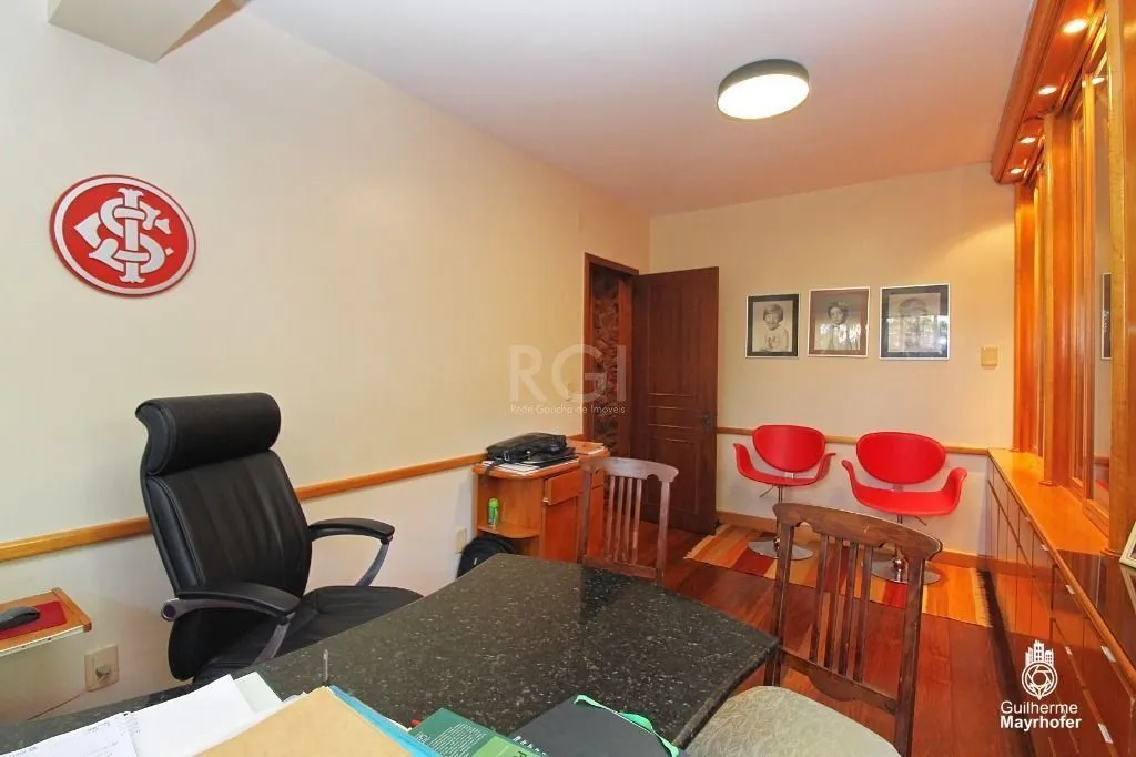 Imagem Casa Para comprar com 5 Dormitórios à venda, 420 m²-Cavalhada - Porto Alegre/RS