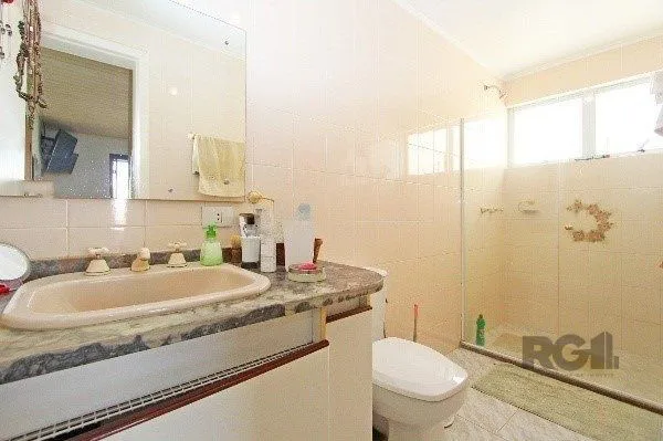 Imagem Vende-se bela cobertura 3 quartos com suíte, 2 vagas, dependencia completa em prédio com elevador - 220m² - Floresta