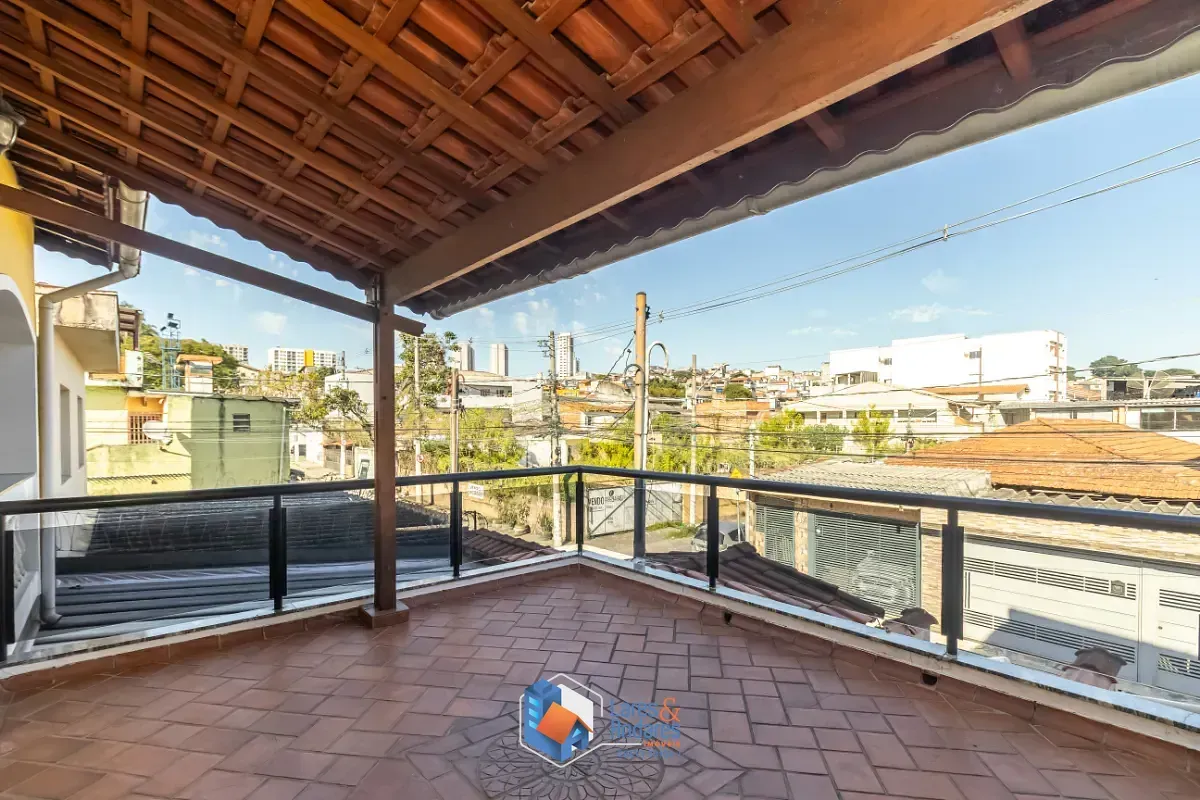 Imagem Sobrado para venda em Vila Amália (Zona Norte) com 3 quartos, sendo 1 suíte, 130m²