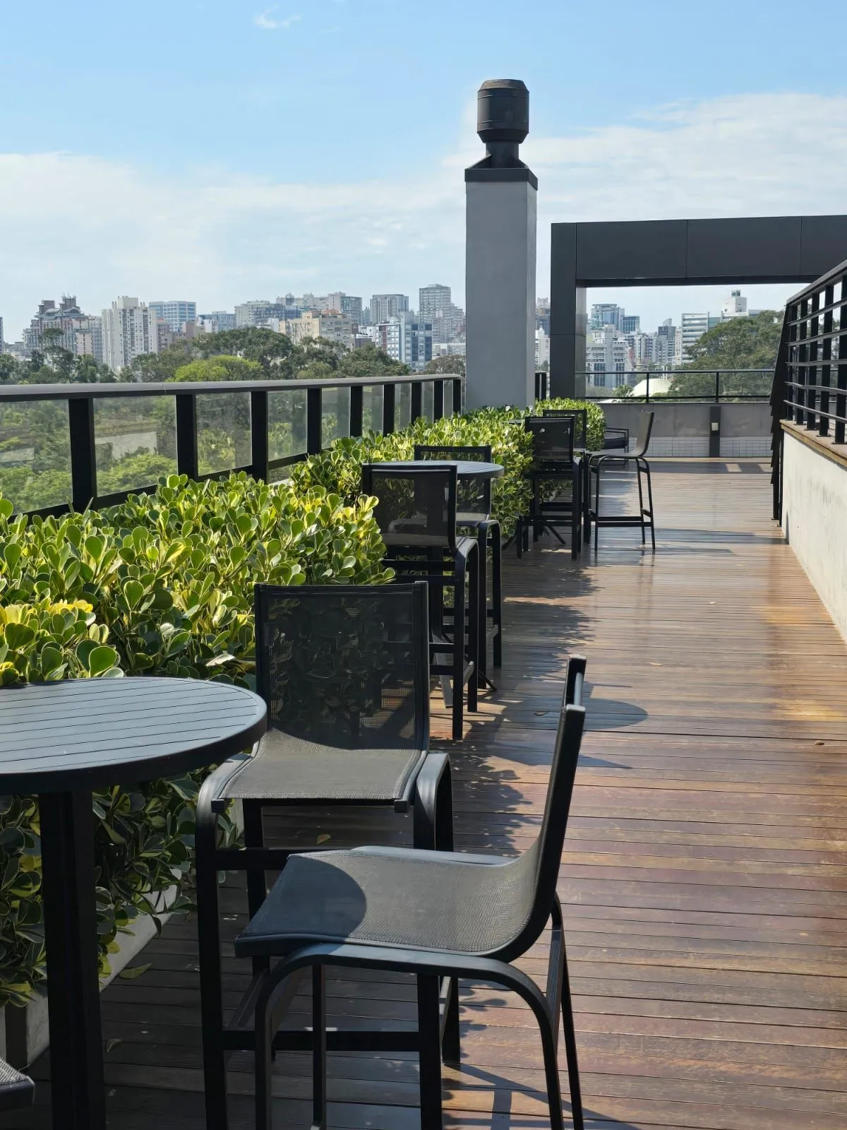 Imagem Studio mobiliado, com 30m² privativos, 1 vaga - Cidade Baixa