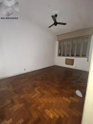 Imagem Apartamento à venda no Centro do Rio de Janeiro-RJ: 3 quartos, 1 suíte, 2 salas, 103,00 m² de área!