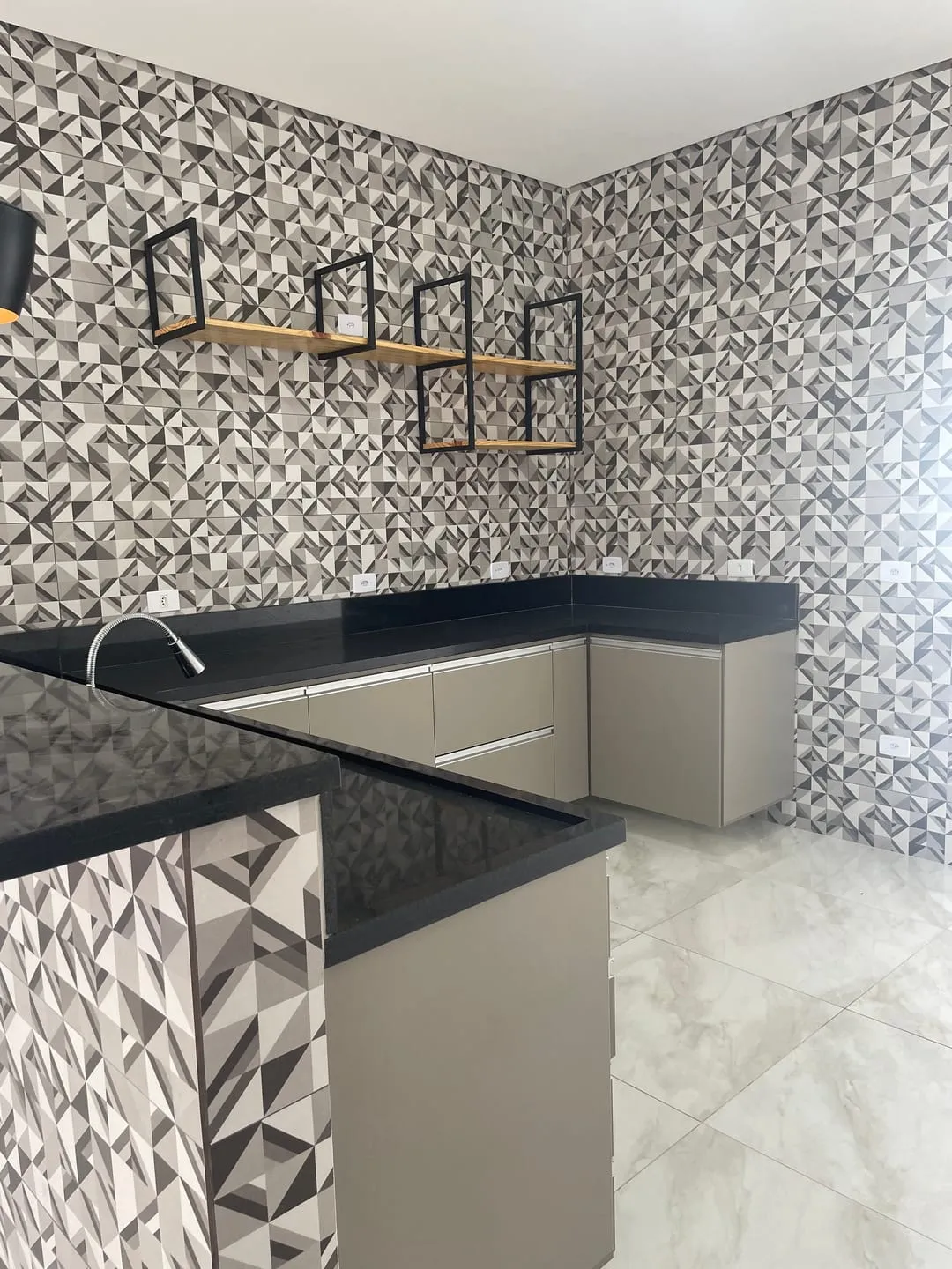 Imagem Casa à venda 3 Quartos, 1 Suite, 3 Vagas, 200M², Vila Prado, Pindamonhangaba - SP | Condomínio Vila Romana