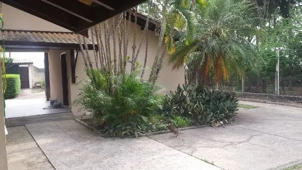 Imagem Chácara à venda 3 Quartos, 3 Suites, 3 Vagas, 3000M², Parque Lago Azul, Pindamonhangaba - SP