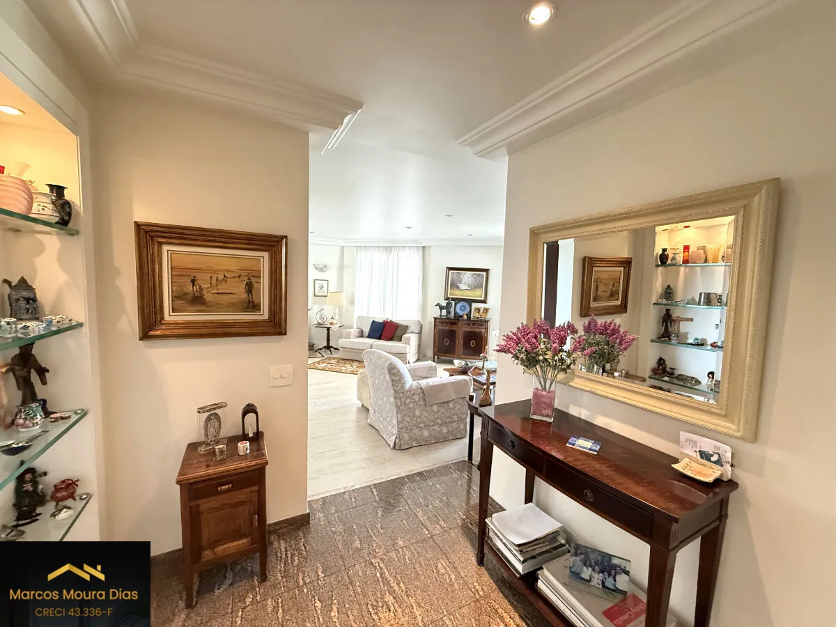 Imagem Apartamento 205m² com 4 Dormitórios ( 3 suítes) e 3 Vagas de Garagem. Edifício com lazer em Perdizes