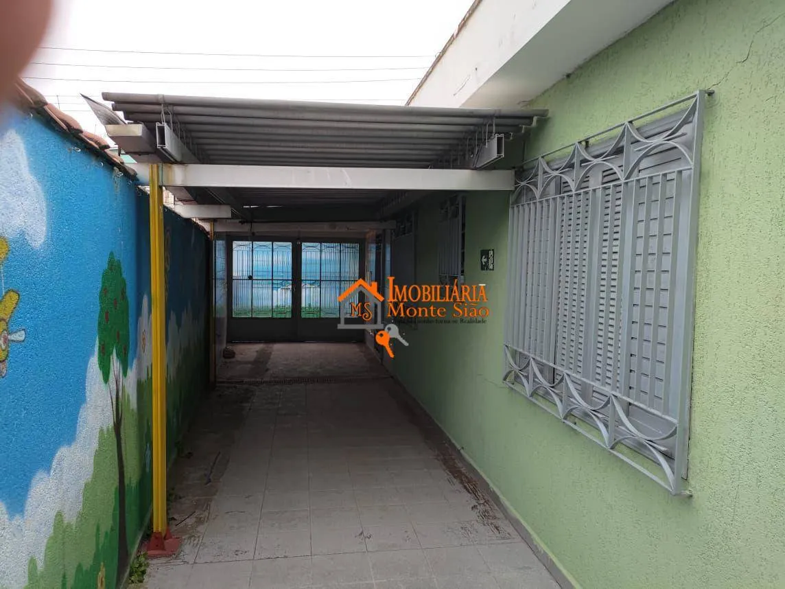 Imagem Casa térrea com 245m² de terreno, com 6 salas, oportunidade para investidor no Jardim Vila Galvão - Guarulhos/SP