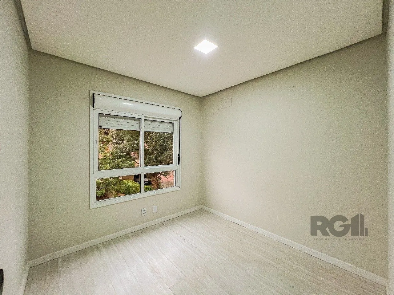 Imagem Casa em Condomínio no bairro Pedra Redonda - 5 dormitórios