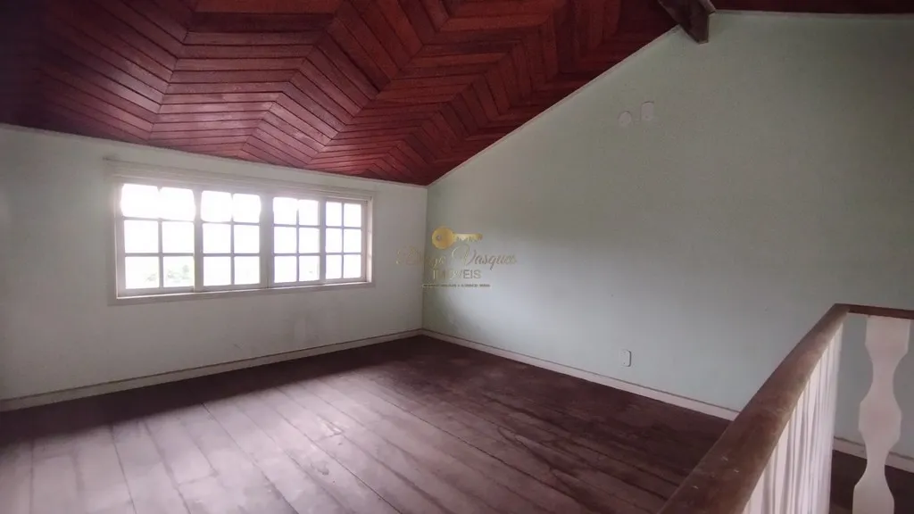 Imagem Casa em Condomínio para Venda em Guapimirim / RJ no bairro Centro