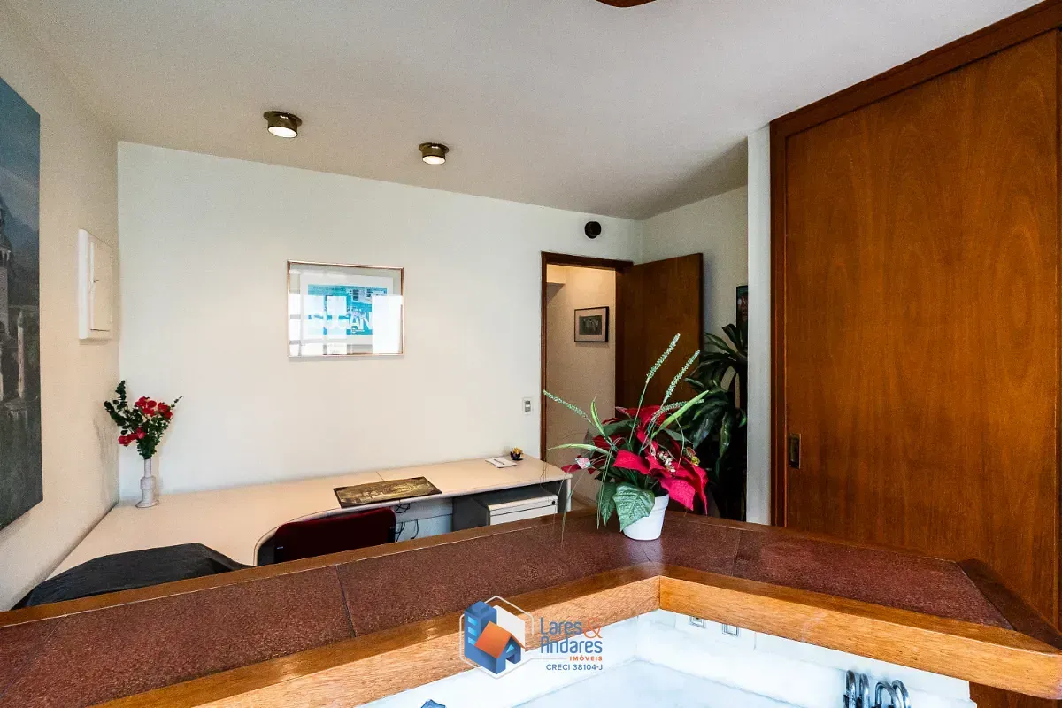Imagem Casa comercial para venda em Moema, 140m²