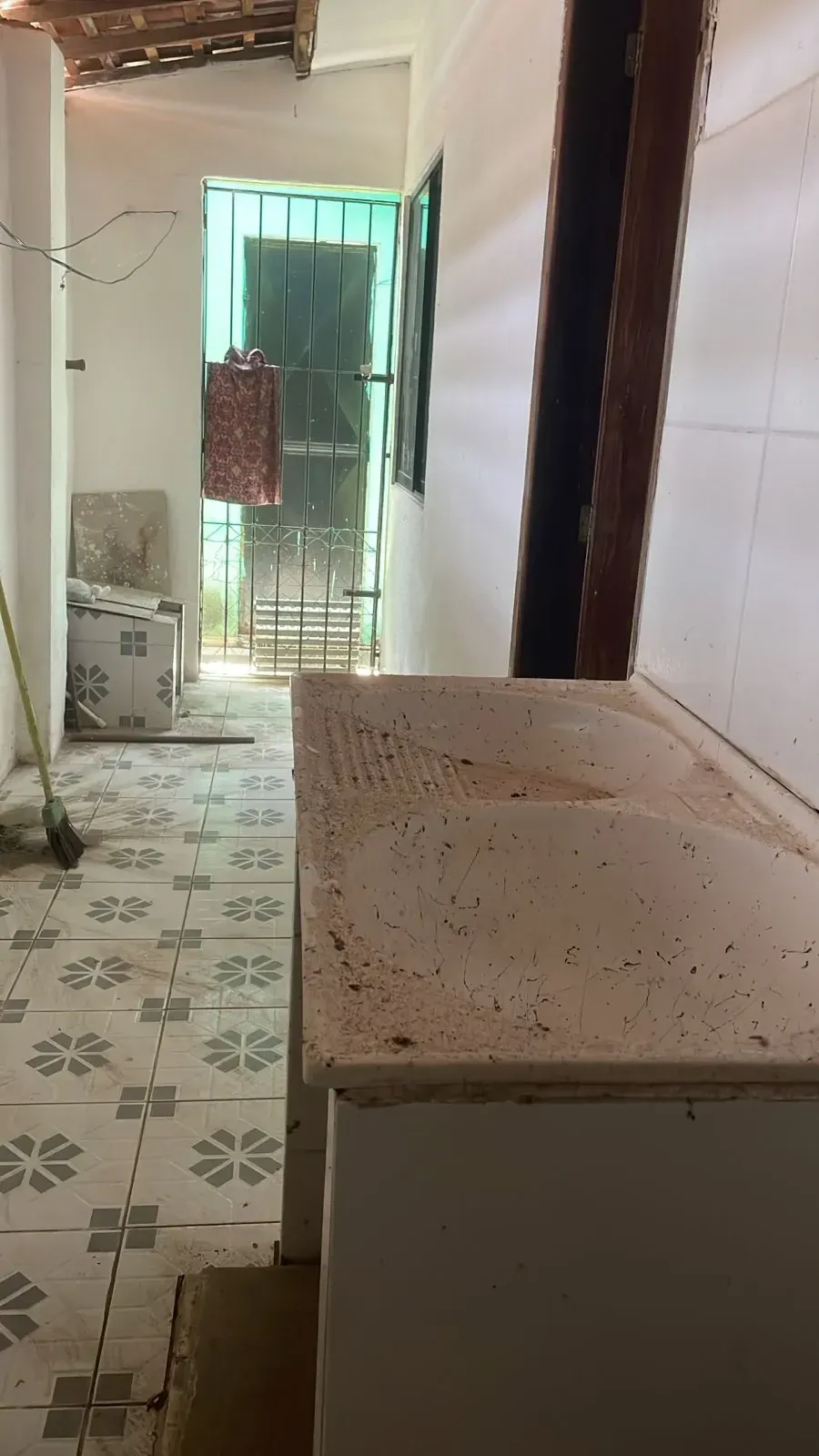 Imagem Casa com 2 Quartos à Venda ou Locação, 70 m² em Pau Amarelo - Paulista