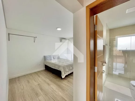 Imagem Casa de Condomínio em Aldeia da Fazendinha - Carapicuíba