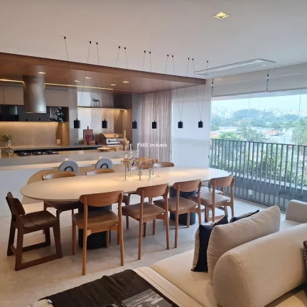 Imagem Apartamento à venda na Vila Nova Conceição com 3 suítes, 2 banheiros, 3 vagas.