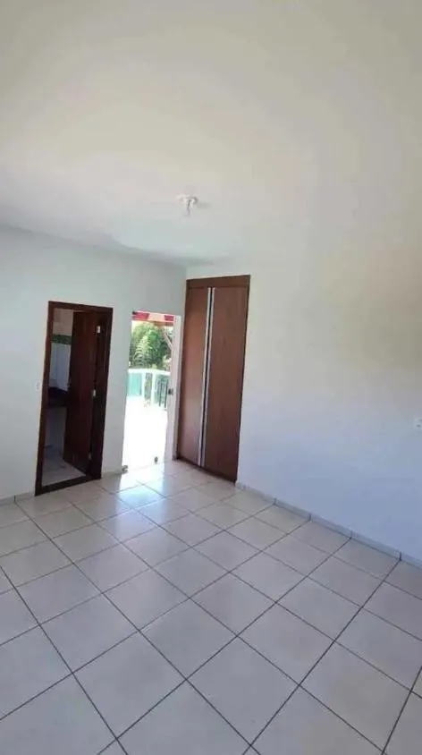 Imagem Vendo uma ótima casa na cidade de Passatempo/MG ( valor 650.000,00 )