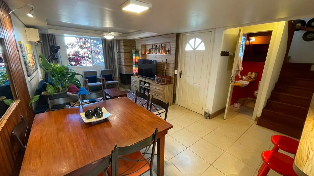 Imagem Casa 4 dorms com energia solar em condomínio