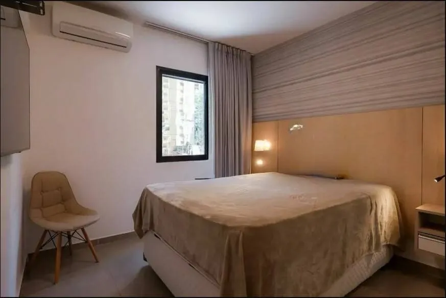 Imagem Flat Cerqueira César - 37M², 1 Dorm, 1 Vaga, Varanda, Mobiliado.