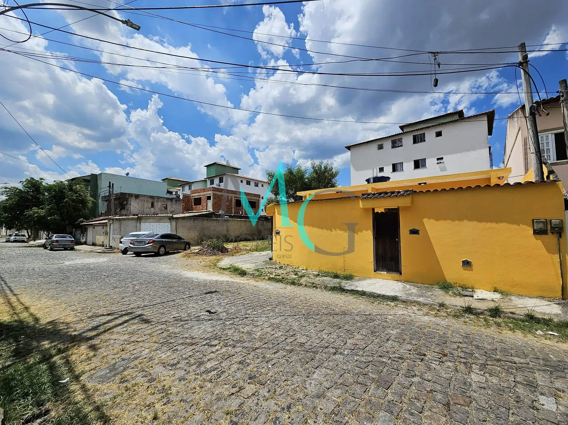 Imagem Casa 4 quartos para aluguel ou venda, 79m², R$ 2.100,00 ou R$ 330.000,00 em Campo Grande, Rio de Janeiro, RJ