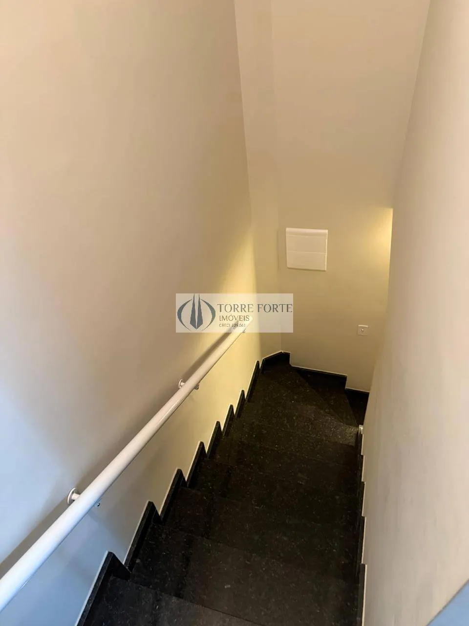 Imagem Casa de condominio com 2 dormitorios 2 vagas na Vila Nhocune.