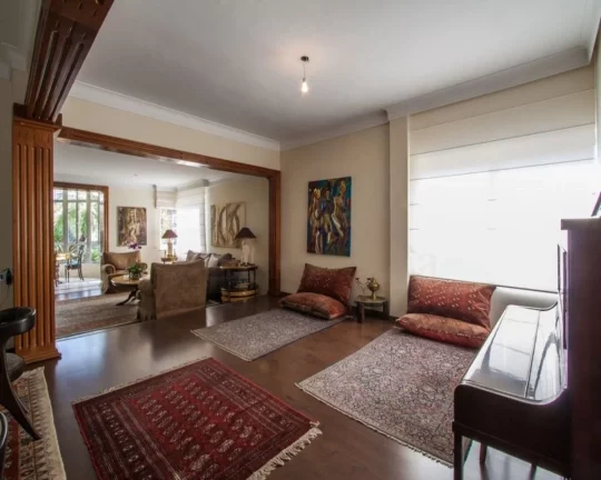 Imagem Higienópolis apartamento à venda em Prédio Vintage com 4 suítes e 2 vagas, 530m²