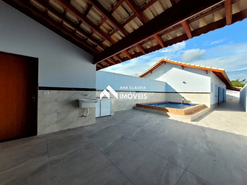 Imagem CASA A VENDA NA PRAIA DE MONGAGUÁ