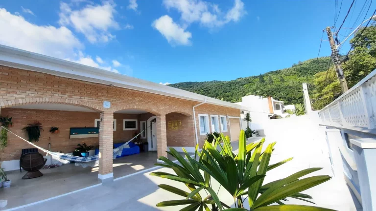 Imagem Oportunidade!! Linda Casa - Praia da Tabatinga - Caraguatatuba SP
